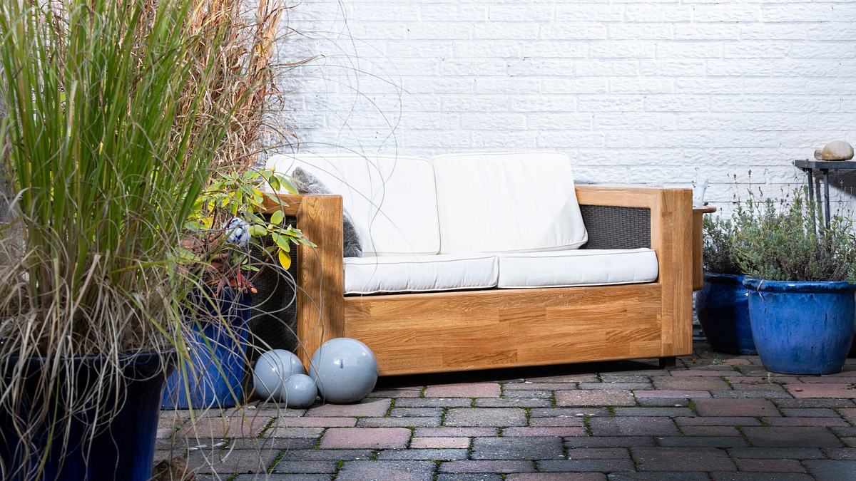 Upcycling Gartenbank aus Polyrattan