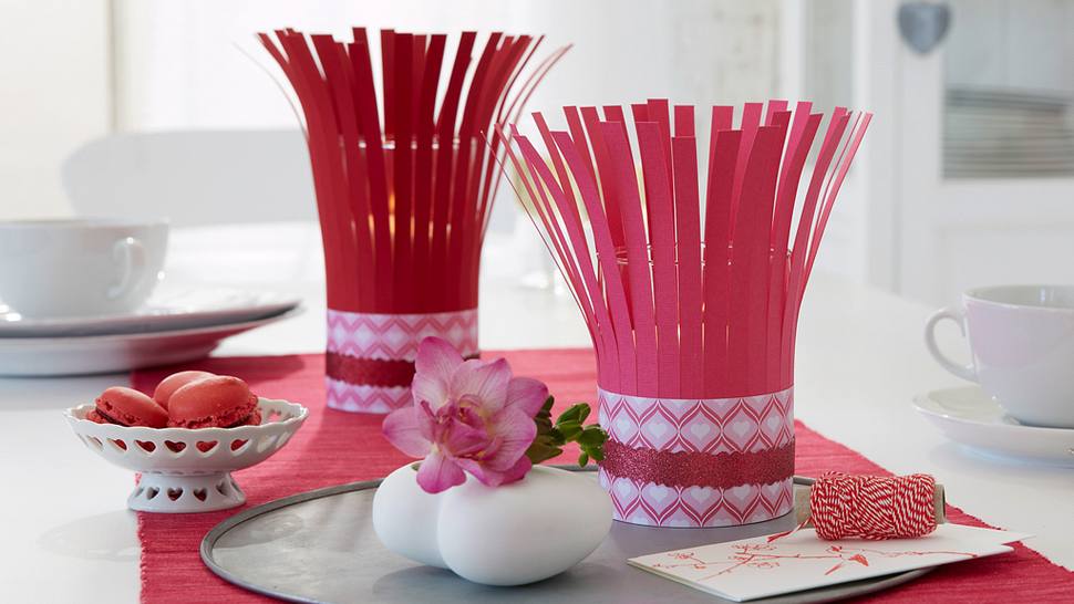 DIY-Windlicht selber basteln - Foto: Hersteller / tesa SE