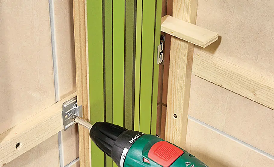 Paneele verlegen: Schritt 8 von 16 Paneele verlegen