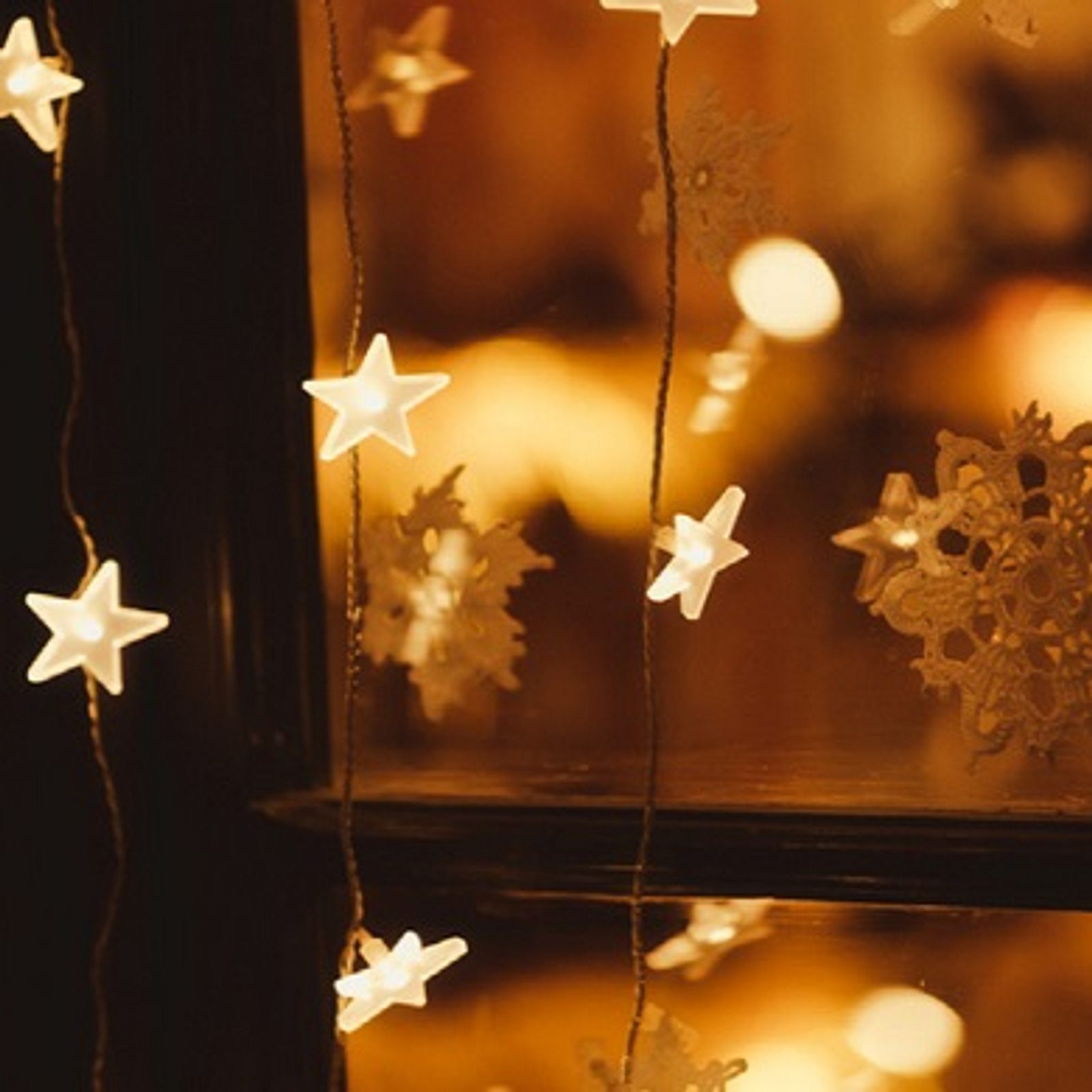 Die schnste Weihnachtsbeleuchtung fr das Fenster entdecken | Selbst