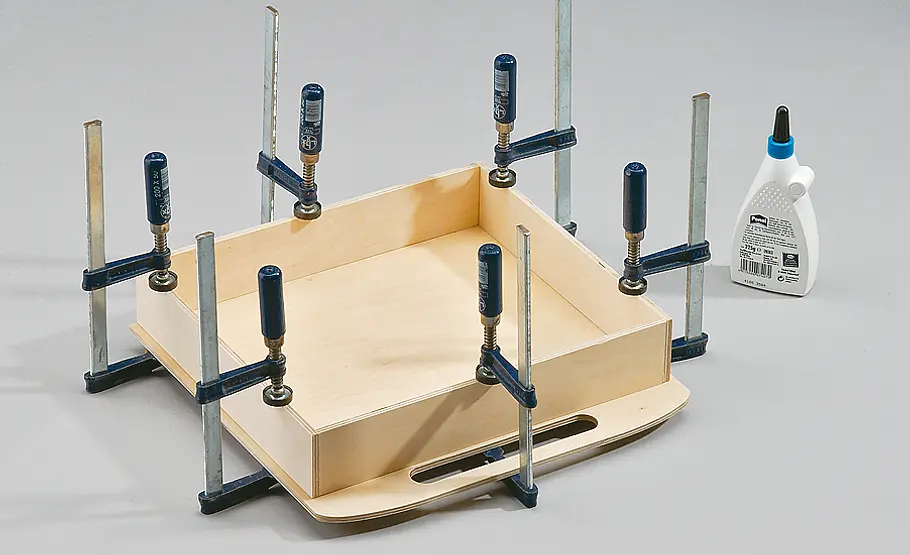 Werkzeugwagen bauen: Schritt 10 von 43 Schubkasten verleimen