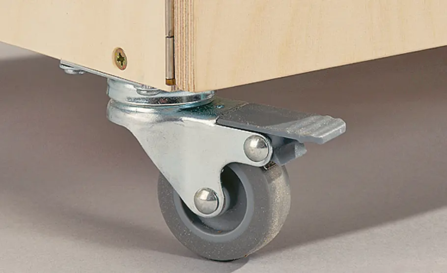 Werkzeugkoffer: Details fester Stand dank Stopper-Rollen