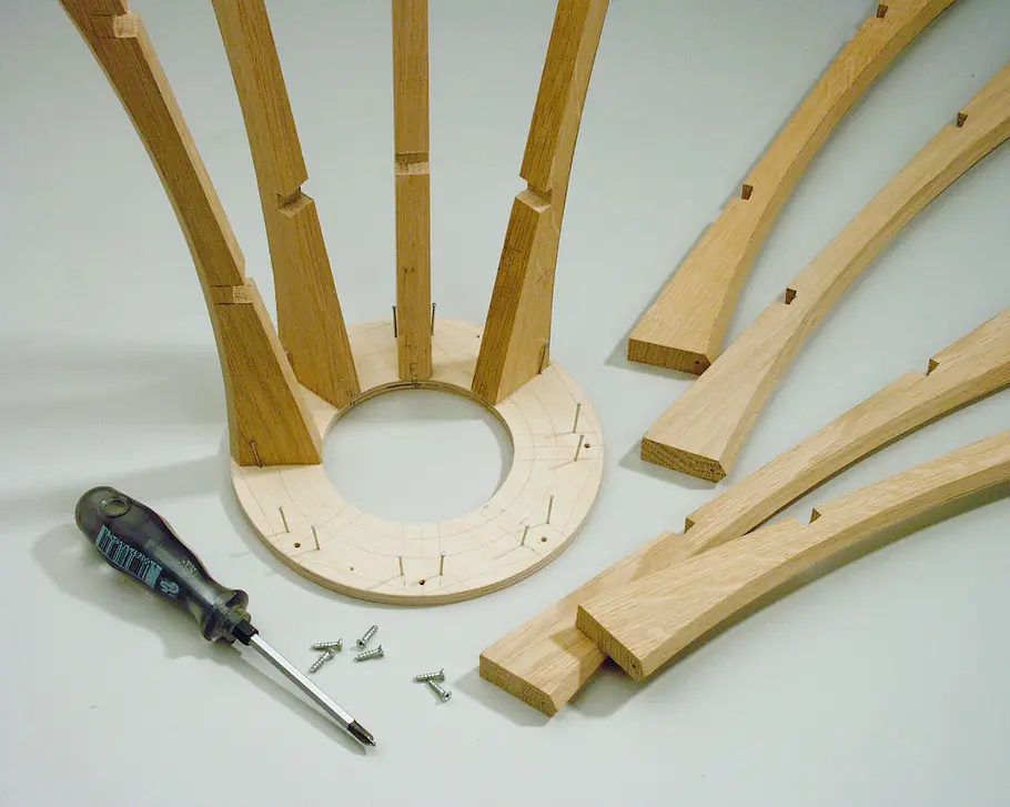 Windmühle selber bauen Dachbalken montieren