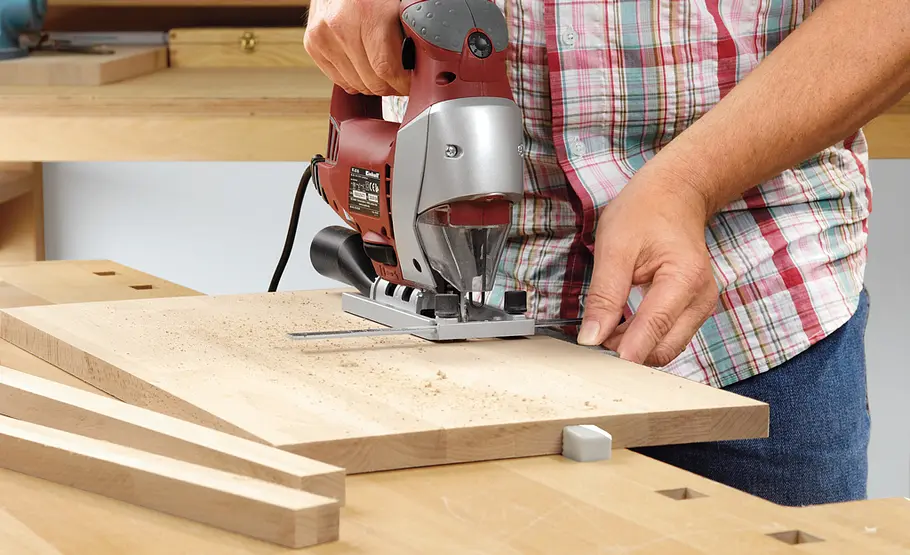 Zeitungsständer bauen